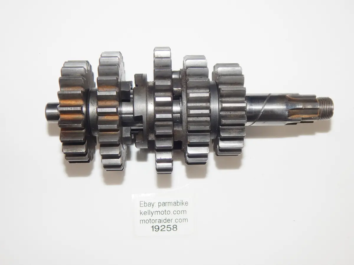 1972 Husqvarna Engine Motor Crankshaft Gearbox Shaft Transmission 1