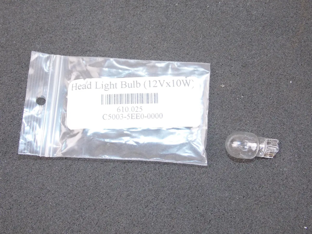 Nos Oem E-Ton Viper 70 Head Light Bulb 12Vx10w 610025 | C5003-5Ee0-0000 1