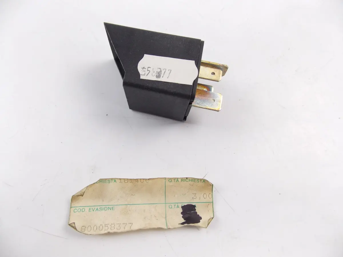 Nos Oem Cagiva Electric Relais 1988-1990 Cocis 5O C.E.V 12V 70A. 4Pin 800058377 1