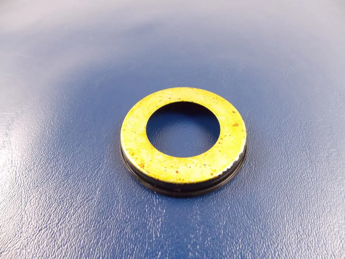 Nos Oem Honda 2018 Cb1000 2016 | 2017 | 2019 Cb300 Dust Seal 53213-Mb4-771 2