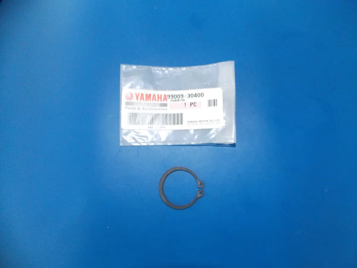Nos Yamaha  1962-2018 Gp433/396/292/643 Yds2 Sr400 At1 Ct1  Circlip 99009-30400 1