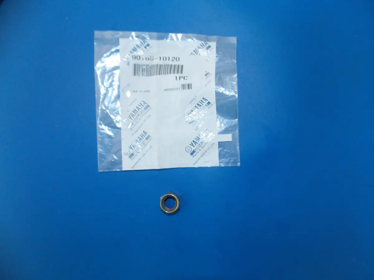 Nos Yamaha  1982-2006 Yz125/250/490/80 Tt600 Ytz250 Self Locking Nut 90185-10120 1