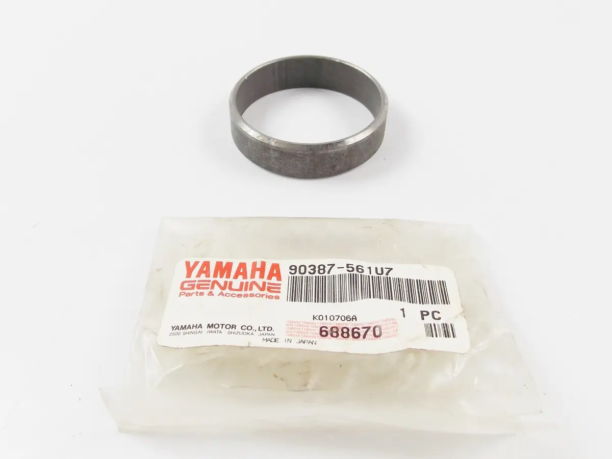 Nos Oem Yamaha 988 Yfs200u / 1990 Yfs200a Rear Wheel Collar 90387-561U7 1