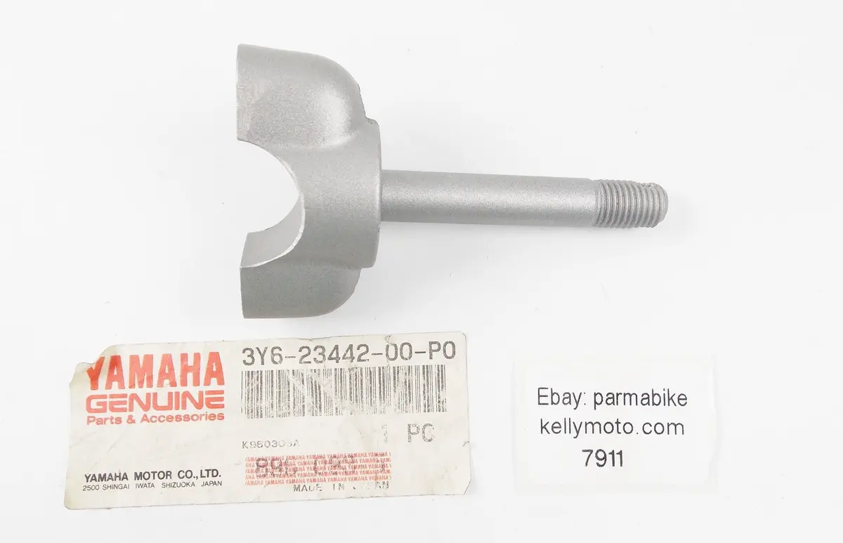 Nos Oem 1994-95 Yamaha Xj600 Riser Lower Handlebar Holder Clamp 3Y6-23442-00-P0 1