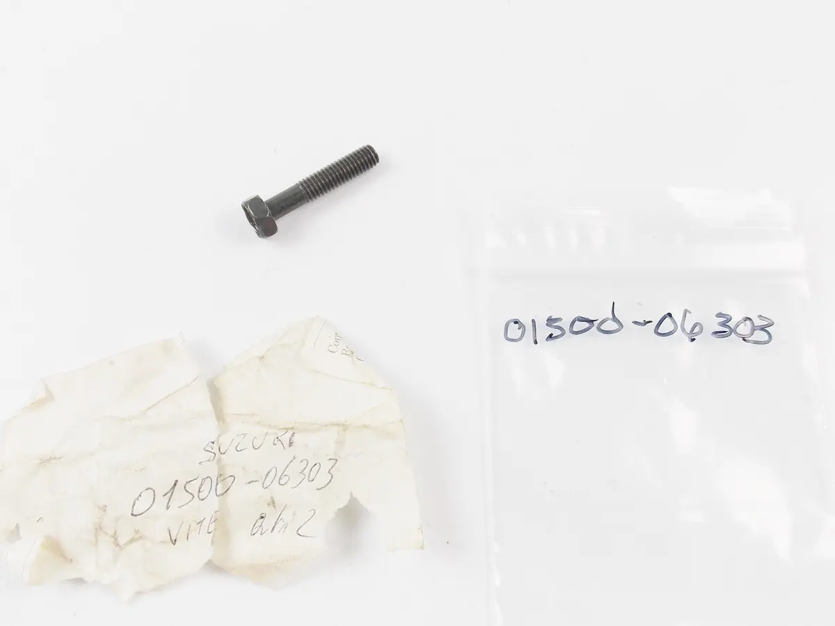 Nos Oem Suzuki 1985 Sp600 / Sp250 / Gs700es 1986 Gsxr750r Bolt 01500-06303 1