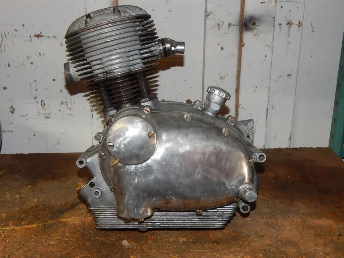 1959 Gilera Giubileo 98 4Sp Engine Complete Motor 001-31705 Cyl Bore 51.60 Italy 1