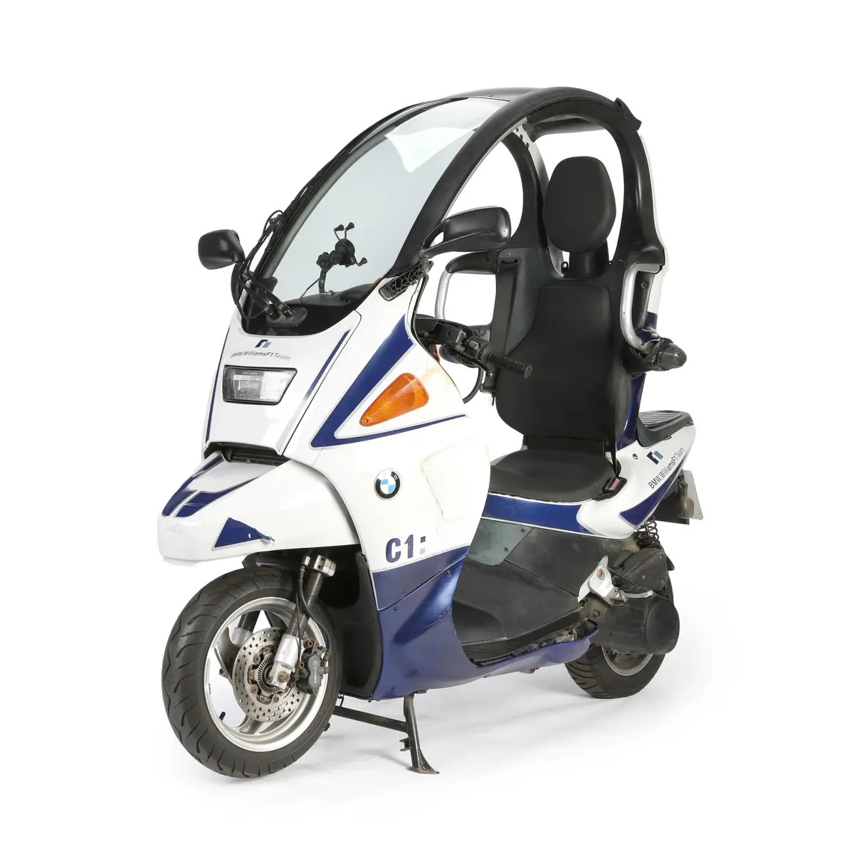 Season Launch Lot 129 - 2002 Bmw C1 200 Williams F1 Special Edition Scooter 1