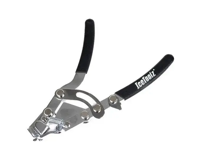 Cable Pliers For Gear Clutch And Brake Cables Icetoolz 1