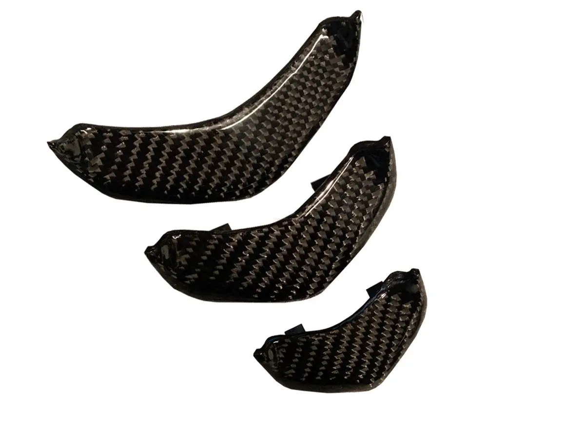 Carbon Fiber Horn Cover Inlay  | Vespa Gts/Gts Super/Gtv Hpe ('18-) 1