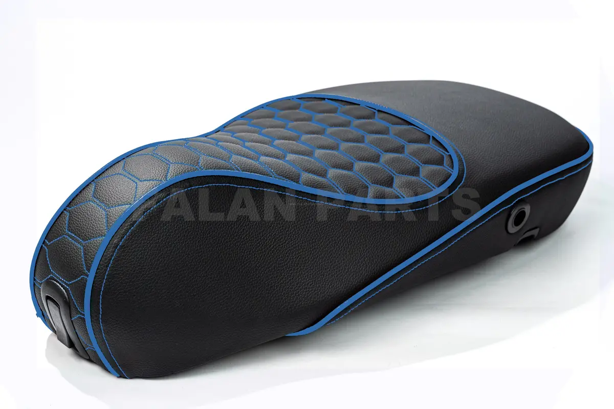 Custom Seat Deluxe Audi Rs Azuro Blue | Vespa Sprint/ Primavera 50/125/150Cc 1