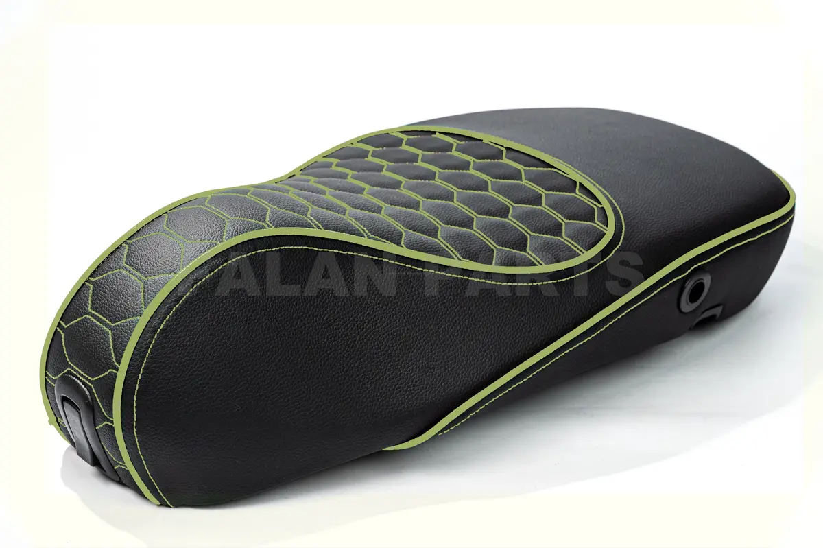 Custom Seat Deluxe Audi Rs Green | Vespa Sprint/ Primavera 50/125/150Cc 1