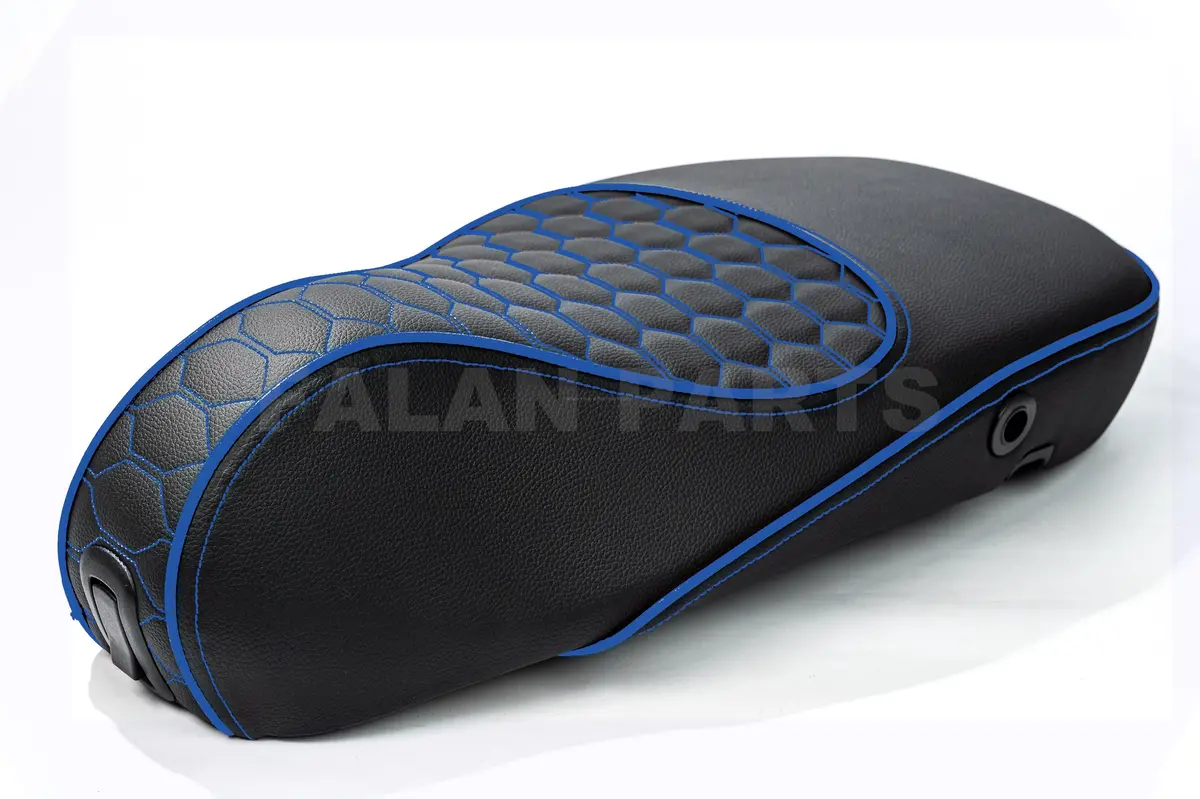Custom Seat Deluxe Audi Rs Matt Blue | Vespa Sprint/ Primavera 50/125/150Cc 1
