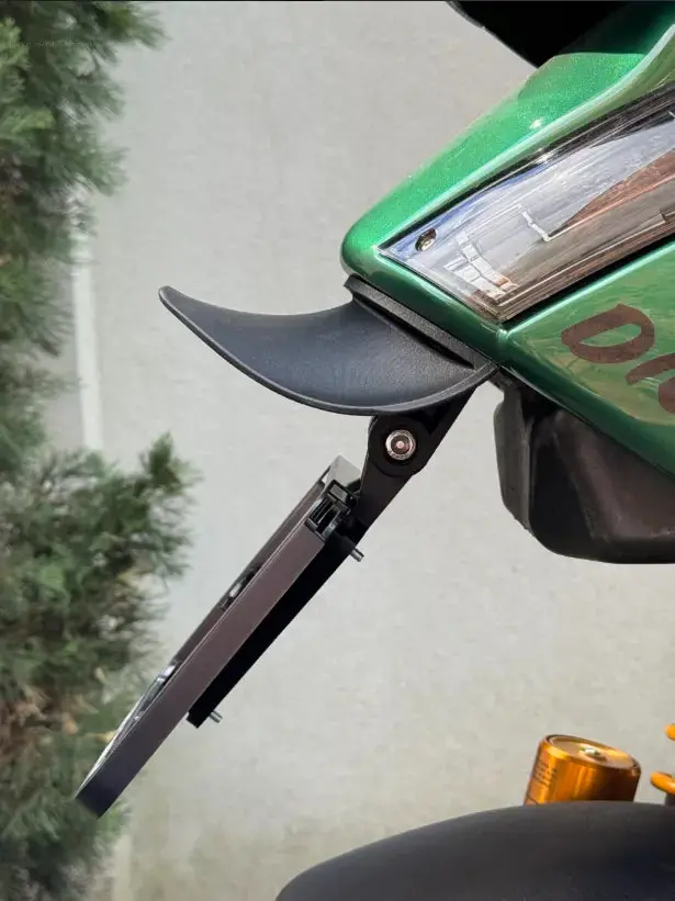 Duckwing License Plate Holder | Piaggio Zip 2/4T ('2000-'22-) 1
