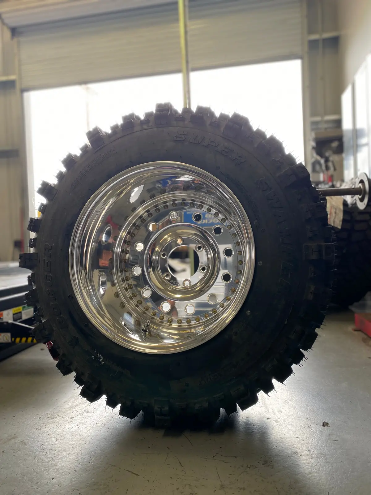 Super Swamper 35X12.50R17 Tire, Tsl Bogger Set Of 4 - B-147 (Cs3-3) 1
