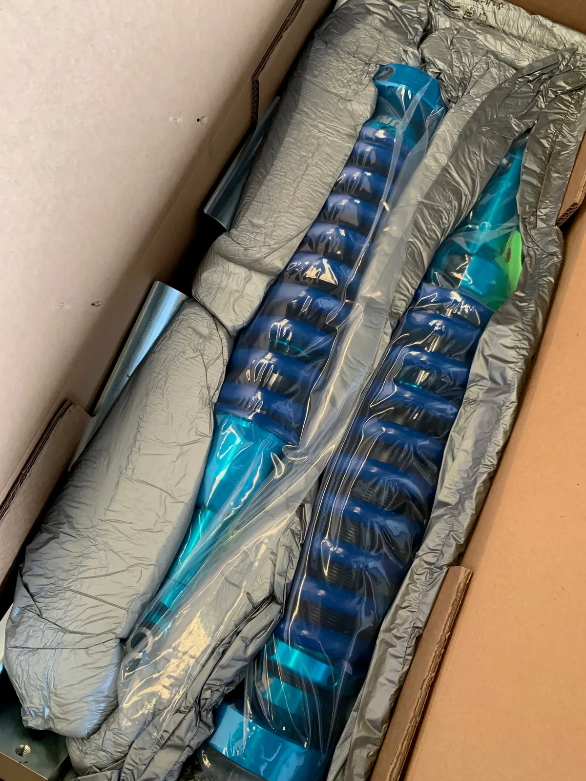 *Special Order * 2005-2021 Tacoma Custom King Front Coilover Set 0''-3'' Extended Travel 1