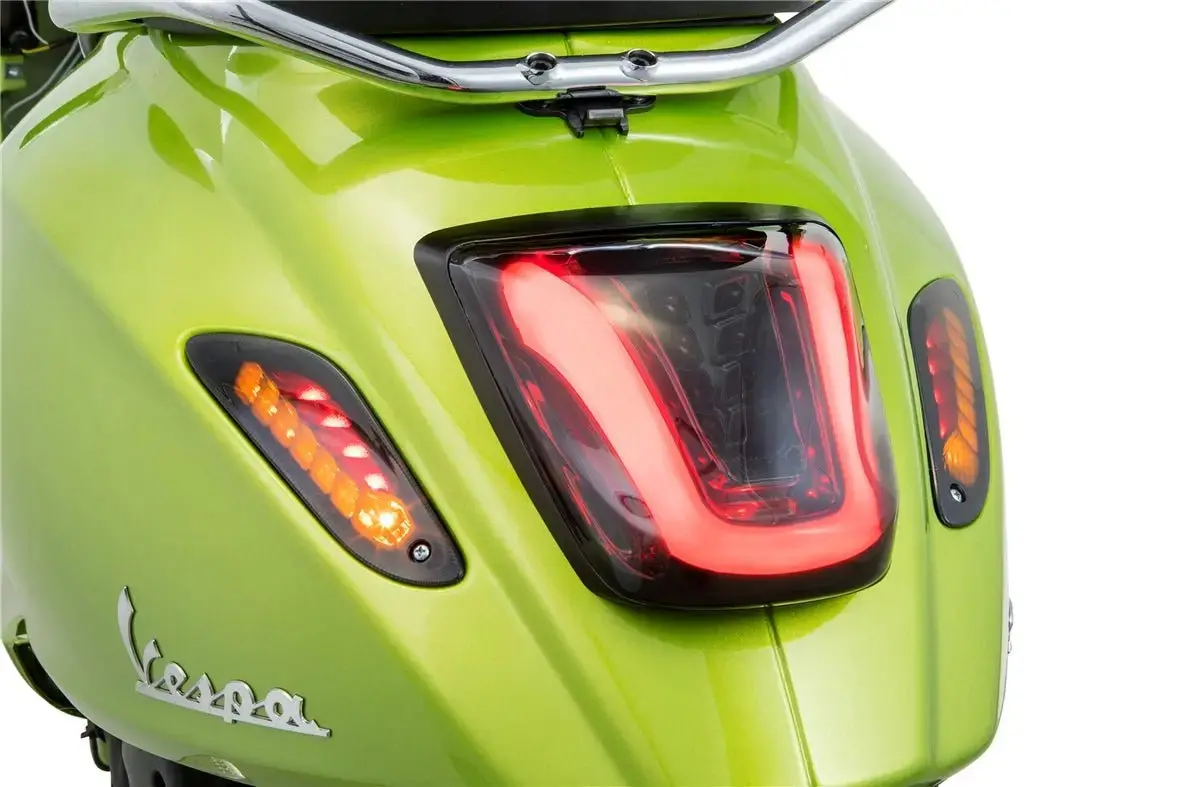 Indicator Kit Rear | Vespa Primavera/Sprint 50Ccm 2T/4T 1