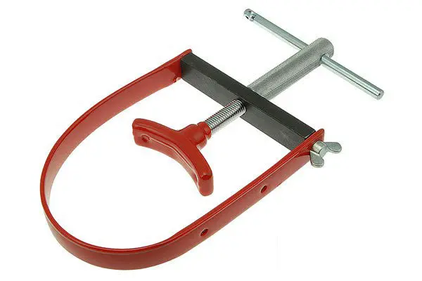 Universal Clutch Bell / Variator Holding Tool 1