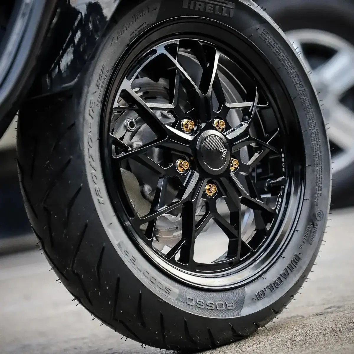 Rim 10 Years Zelioni | Vespa Gts Models/946 125-300Cc 1