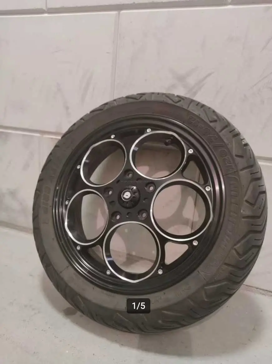 Rim Set Maru's Factory Black "Second Hand" |  Vespa Gts/Gts Super/Gtv/Gt 60/Gt/Gt L 125-300Cc 1