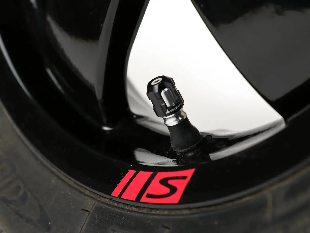 Valve Caps Bikers Version 30 Black | Universal Piaggio/Vespa 1