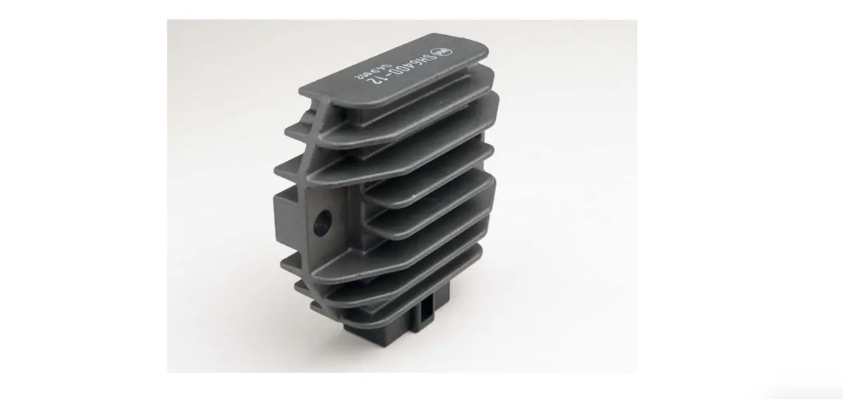 Voltage Regulator Piaggio | Vespa Gt/Gts/ Gtv/ Lx/Lxv/ Et4/S/ Sprint/ Primavera 125-300Cc 2