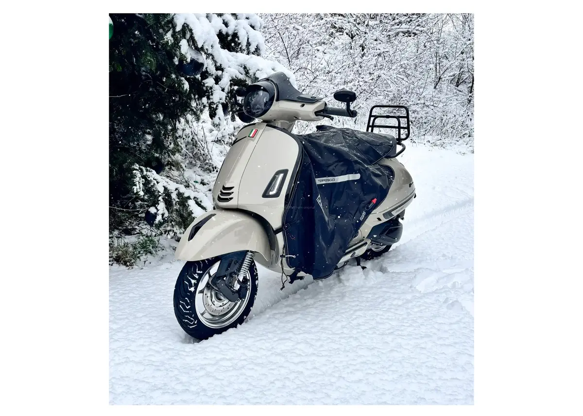 Wind/Weather Leg Cover Termoscud Tucano Urbano | Vespa Gts/Gts Super 125-300Cc (2023-) 1