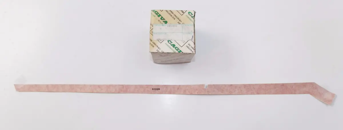 Nos Oem Cagiva 1987 Aletta Oro 125-S2 R Trim (White/Grey) Sticker 800051326 1