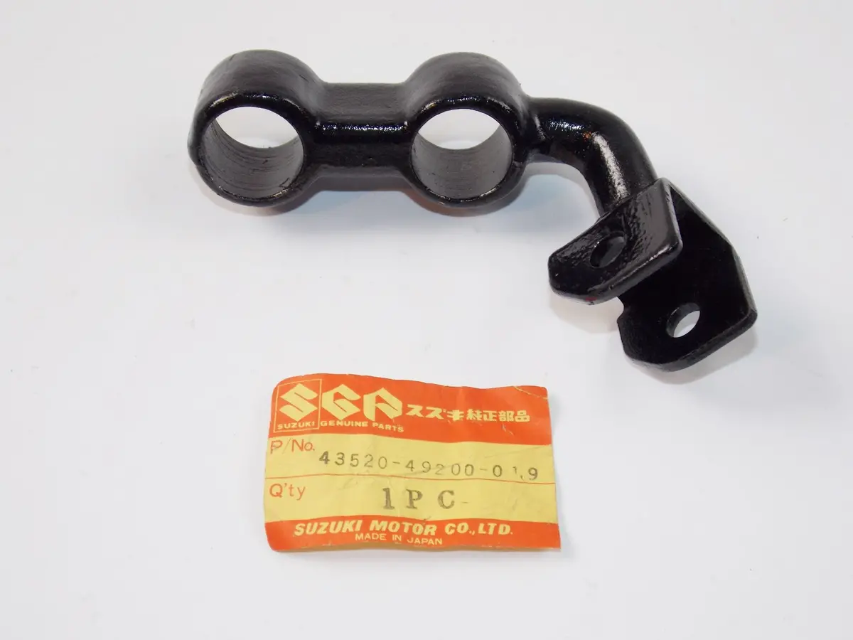 Nos Oem Suzuki 80-81 Gs1100-Lt Gs750l Lh Front Footrest Bracket 43520-49200-019 1