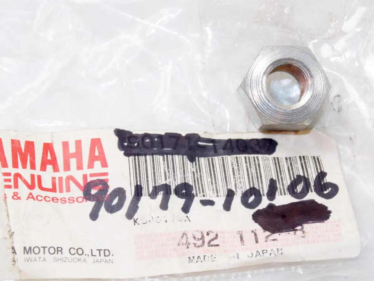 Nos Yamaha 1963-1966 Yg1 G1 Yg1k Yg1t Yg1tk Nut Spec'l Shape 90179-10106 1