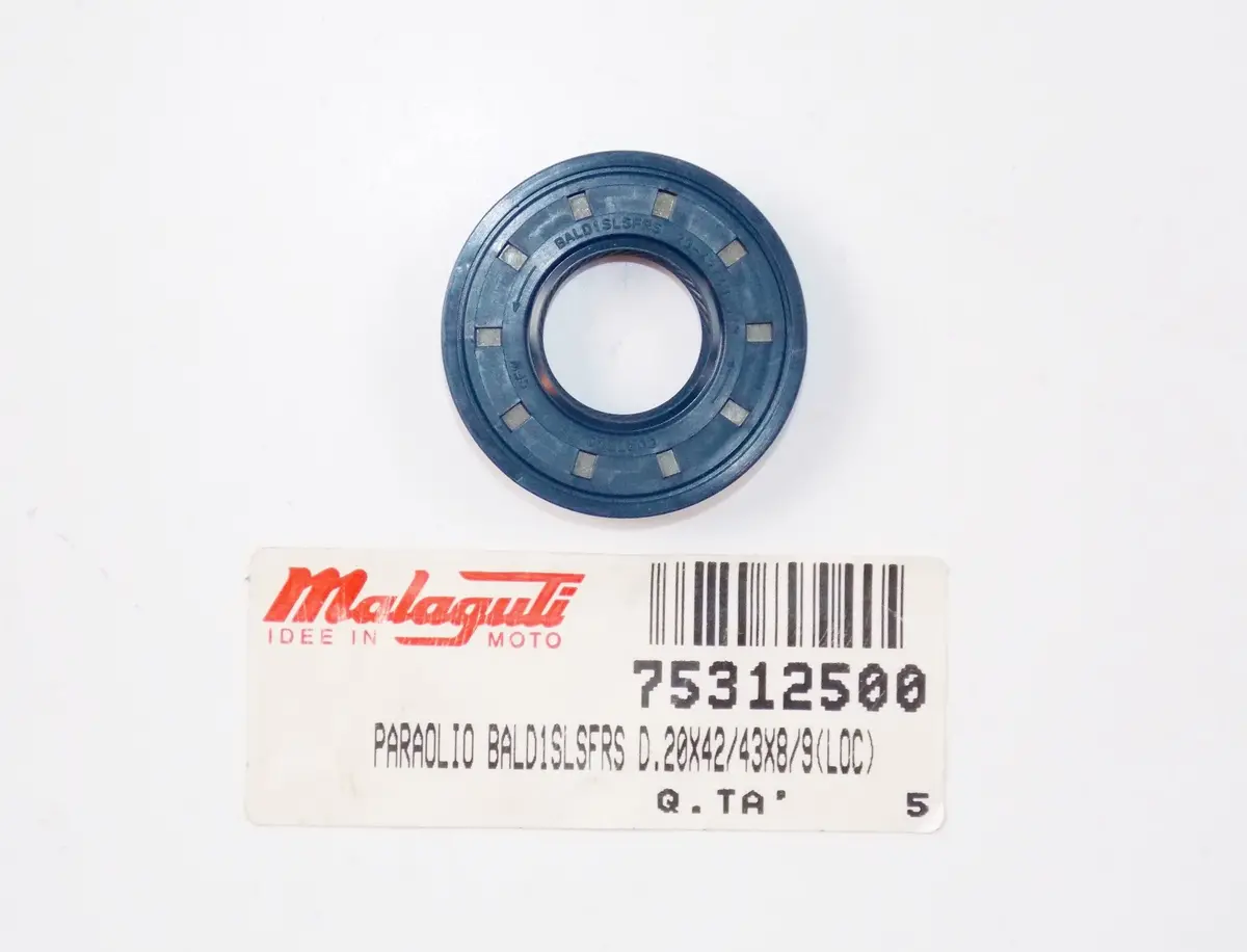 Nos Oem Malaguti 1997 Scooter Cy50 F10 Crankcase Oil Seal 753.125.00 1