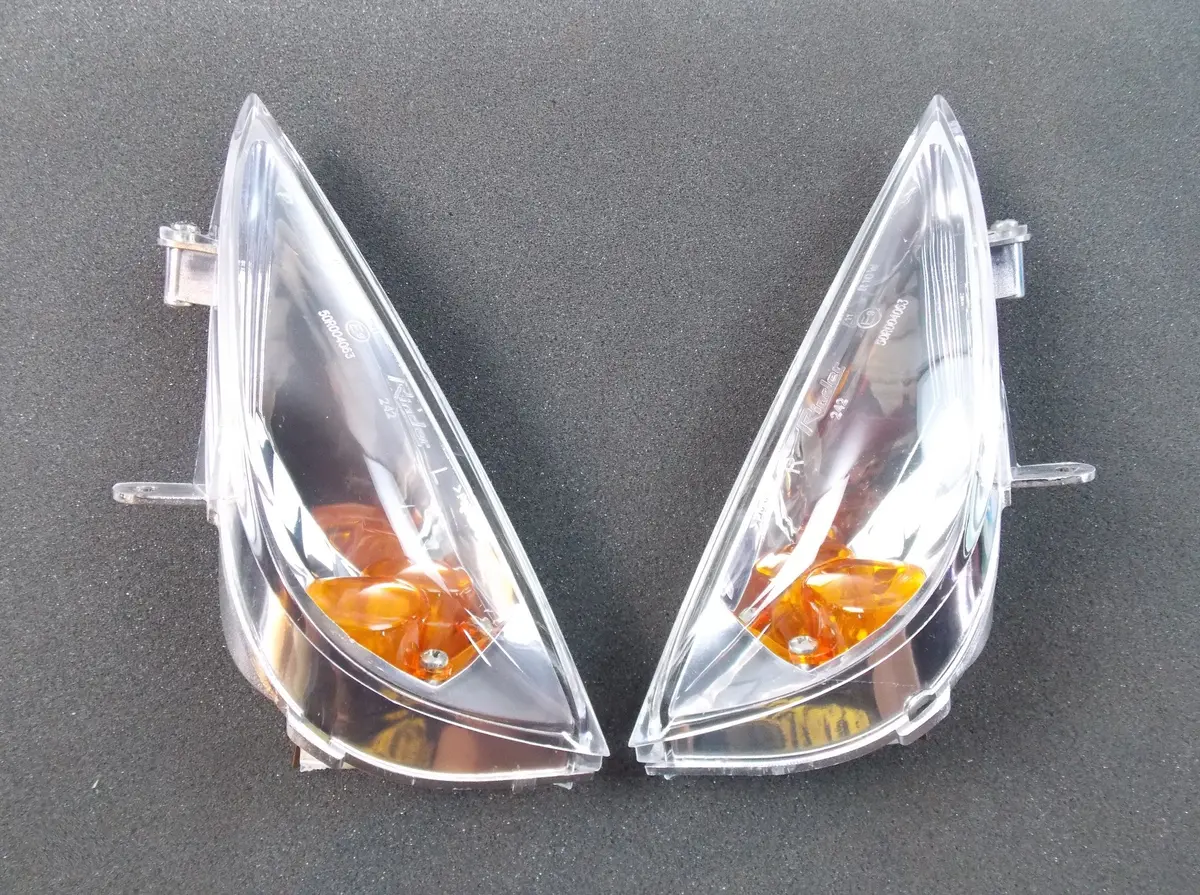 Oem Malaguti Ciak 150/ 150 4T / Master 200 4T Lh Rh Front Indicator 019.072.00 2