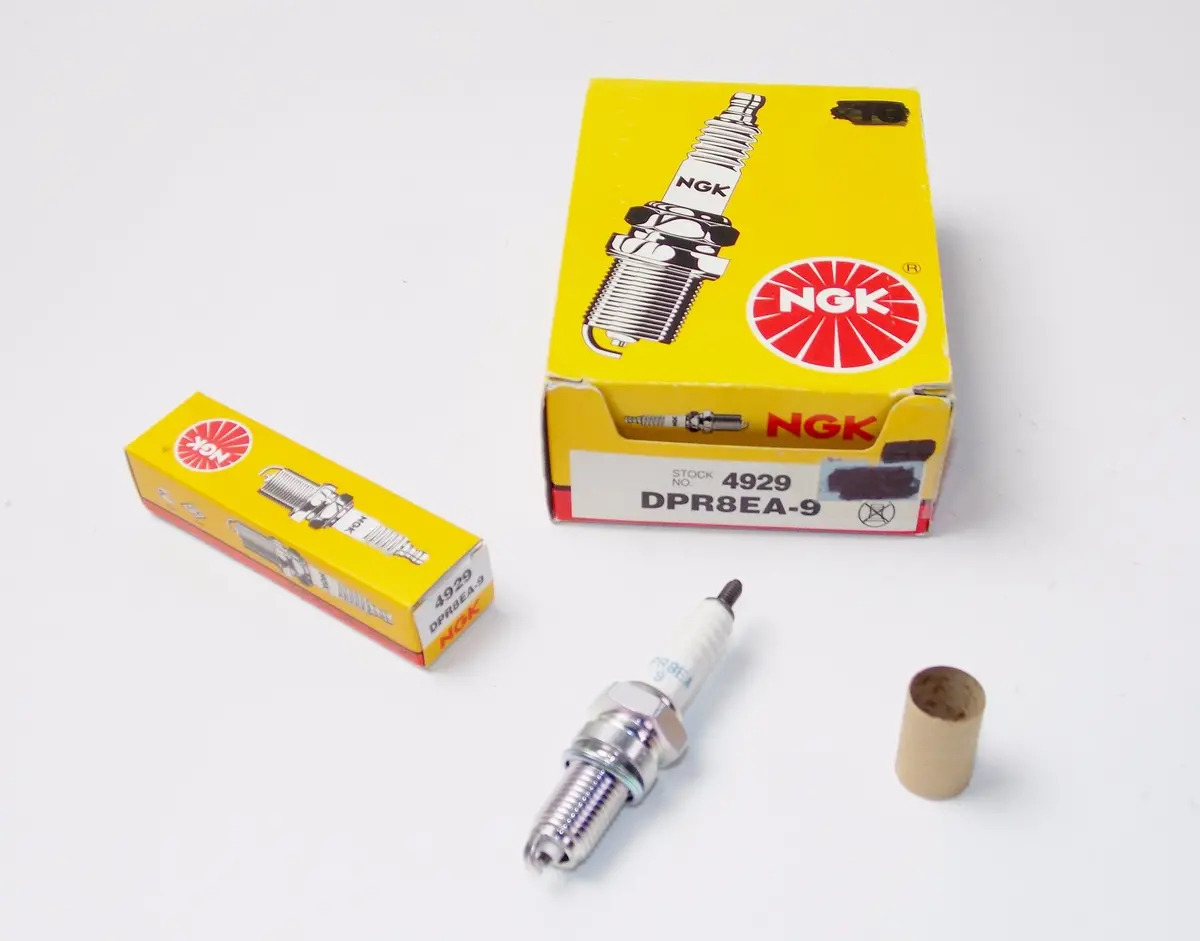 Nos Ngk 4929 Spark Plug Box Of 3 Suzuki Kawasaki Honda Yamaha Dpr8ea-9 1