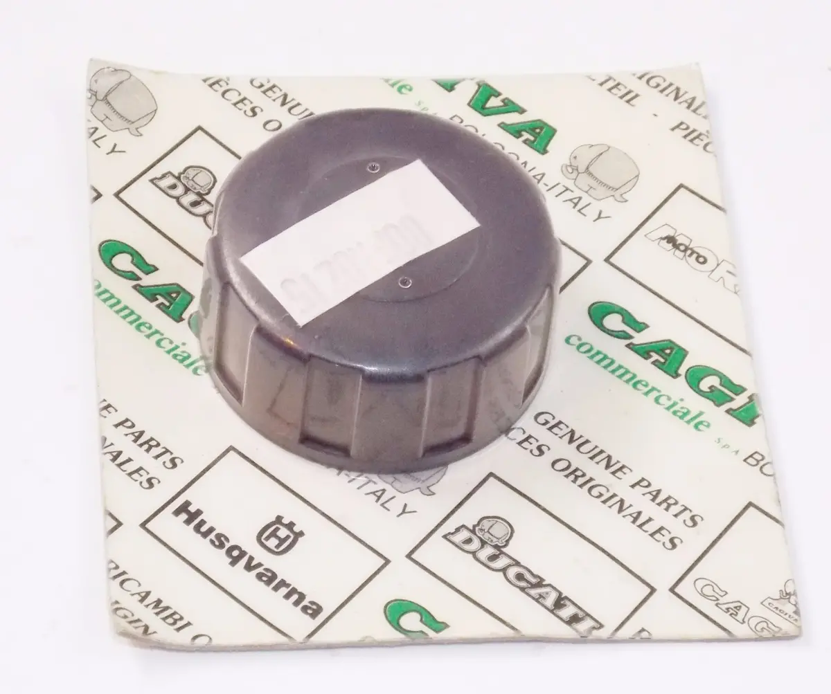 Nos Oem Cagiva City 50 Honda Sfx 50 S Peugeot Scooter 50/100 Oil Cap Y00fa0215 1