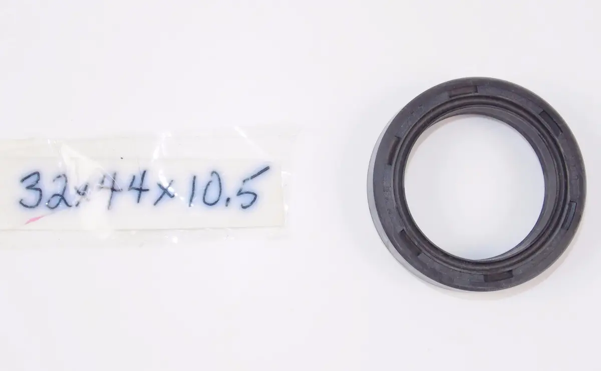 Front Fork Tube Slide Oil Seal 32X44x10.5 Yamaha Honda Suzuki Kawasaki 1