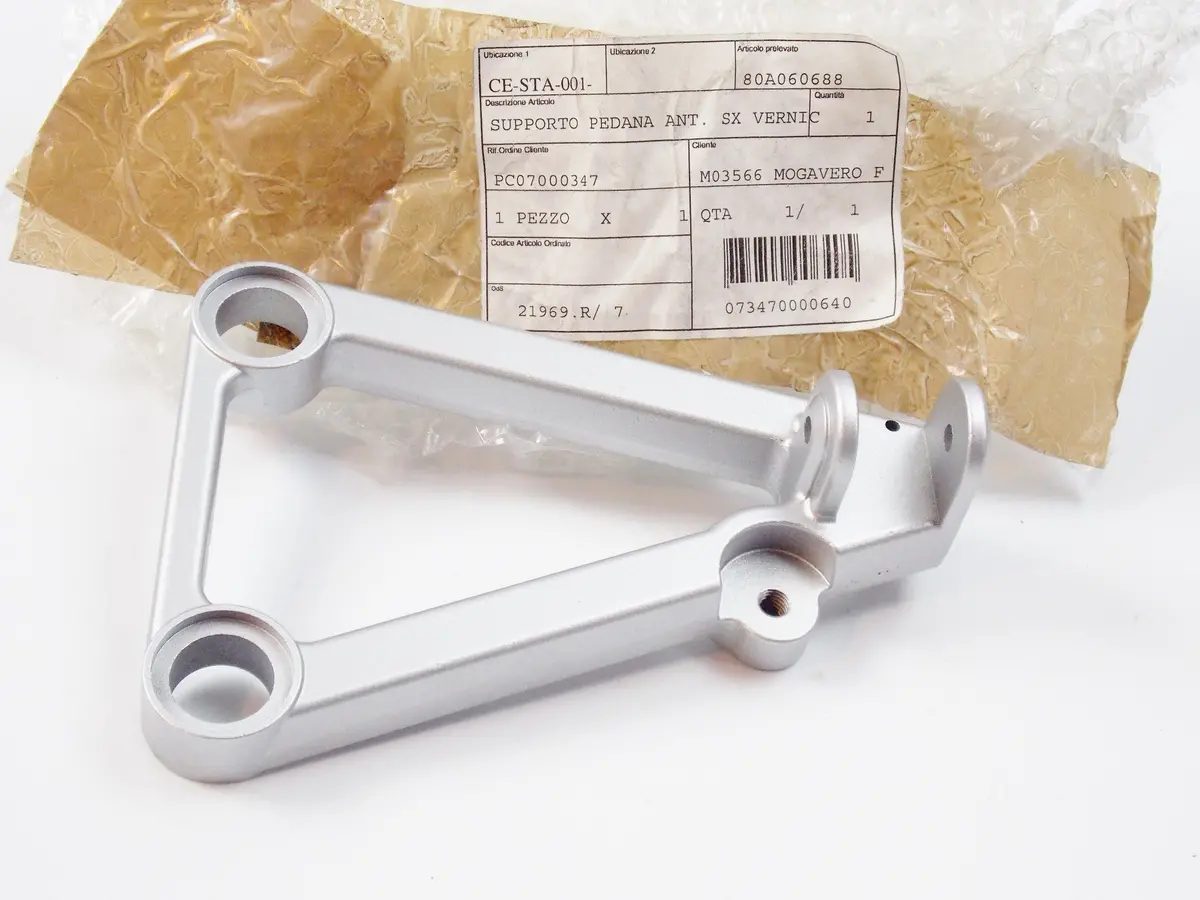 Oem Cagiva 1992 Mito 2 1994-99 Mito Ev Mito Lh Front Footrest Support 80A060688 1