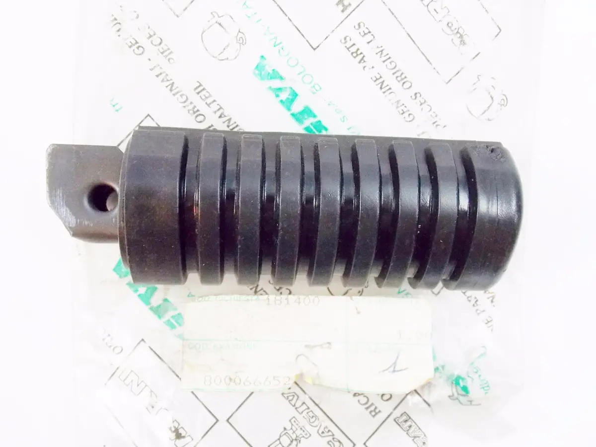 Oem Cagiva Husqvarna 1990 Te-Tc 510 R.H. Passenger Foot Rest Peg Stand 800066652 1