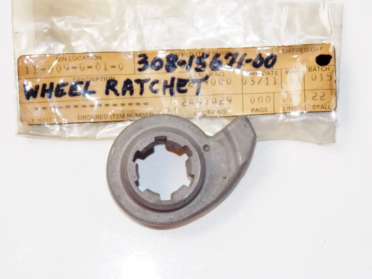 Nos Wheel Ratchet Yamaha 68-75 Dt1 Rt1 Dt2 Yz250a/B Yz360a # 308-15671-00 1