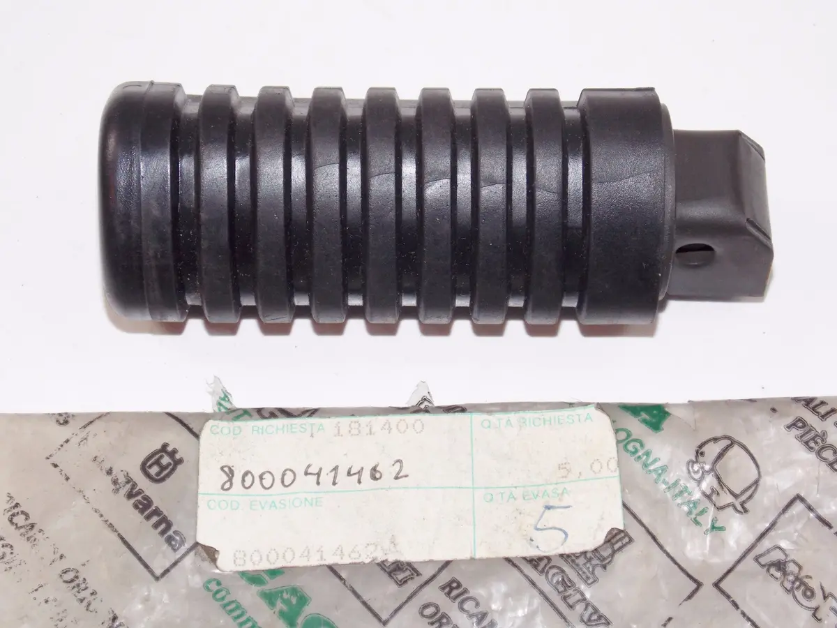 Oem Cagiva 87-93 Cocis 50/75 125 Cruiser Elefantre W8 Rh Rear Footrest 800041462 1