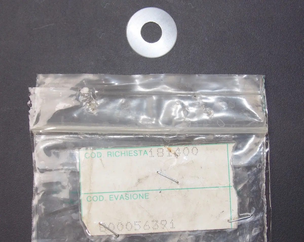 Nos Oem Cagiva River 500/600 Canyon Mito Prima Multi-Use Nylon Washer 800056391 1