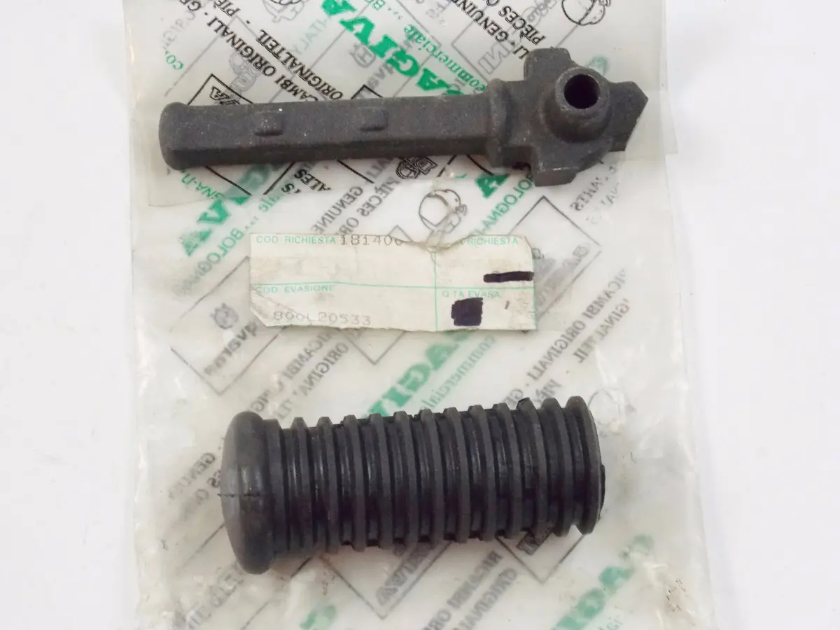 Nos Oem Cagiva Sxt 125 Sx Sst 250 Right Foot Rest Peg Stand 800L20533 1