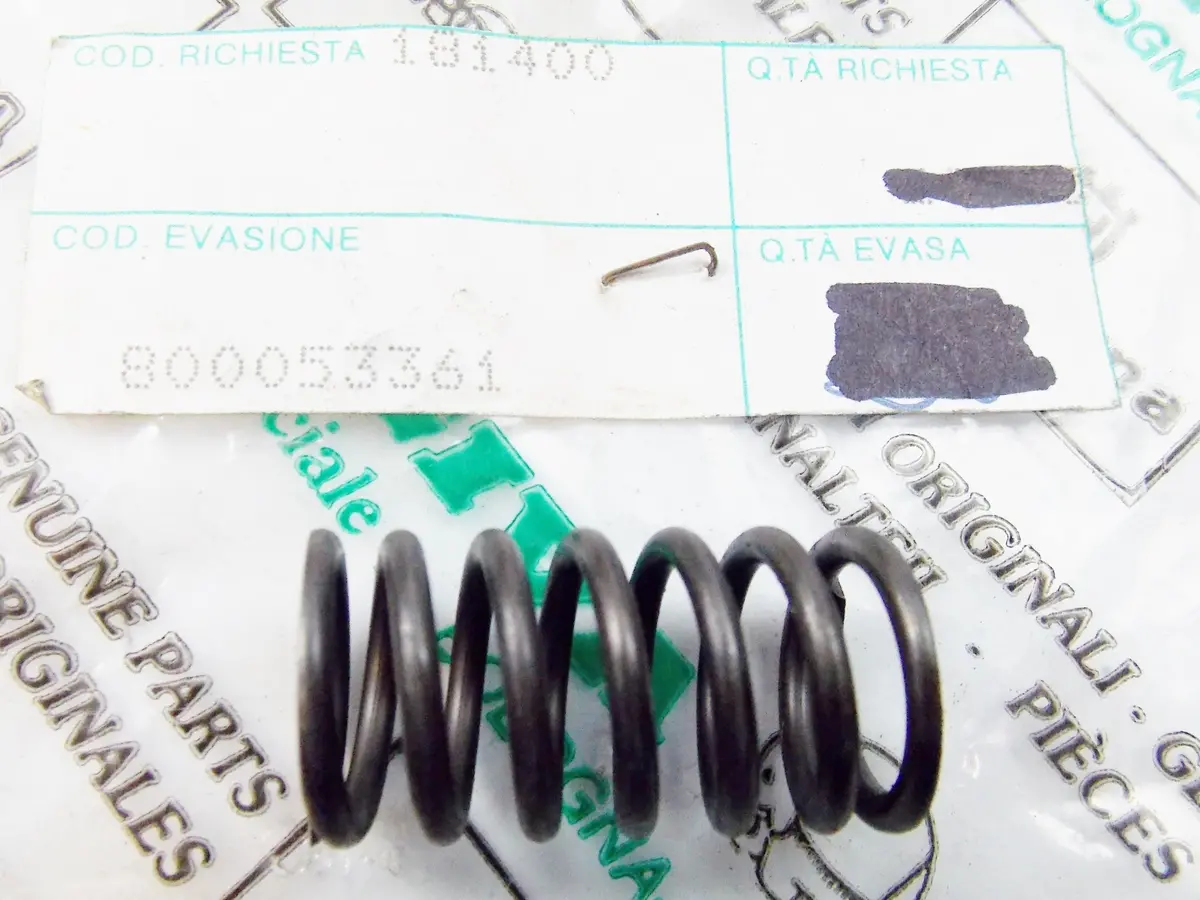 Nos Oem Cagiva 1988-1990 Cocis 50 / 50-2 / 75 / K3 Clutch Spring 800053361 1