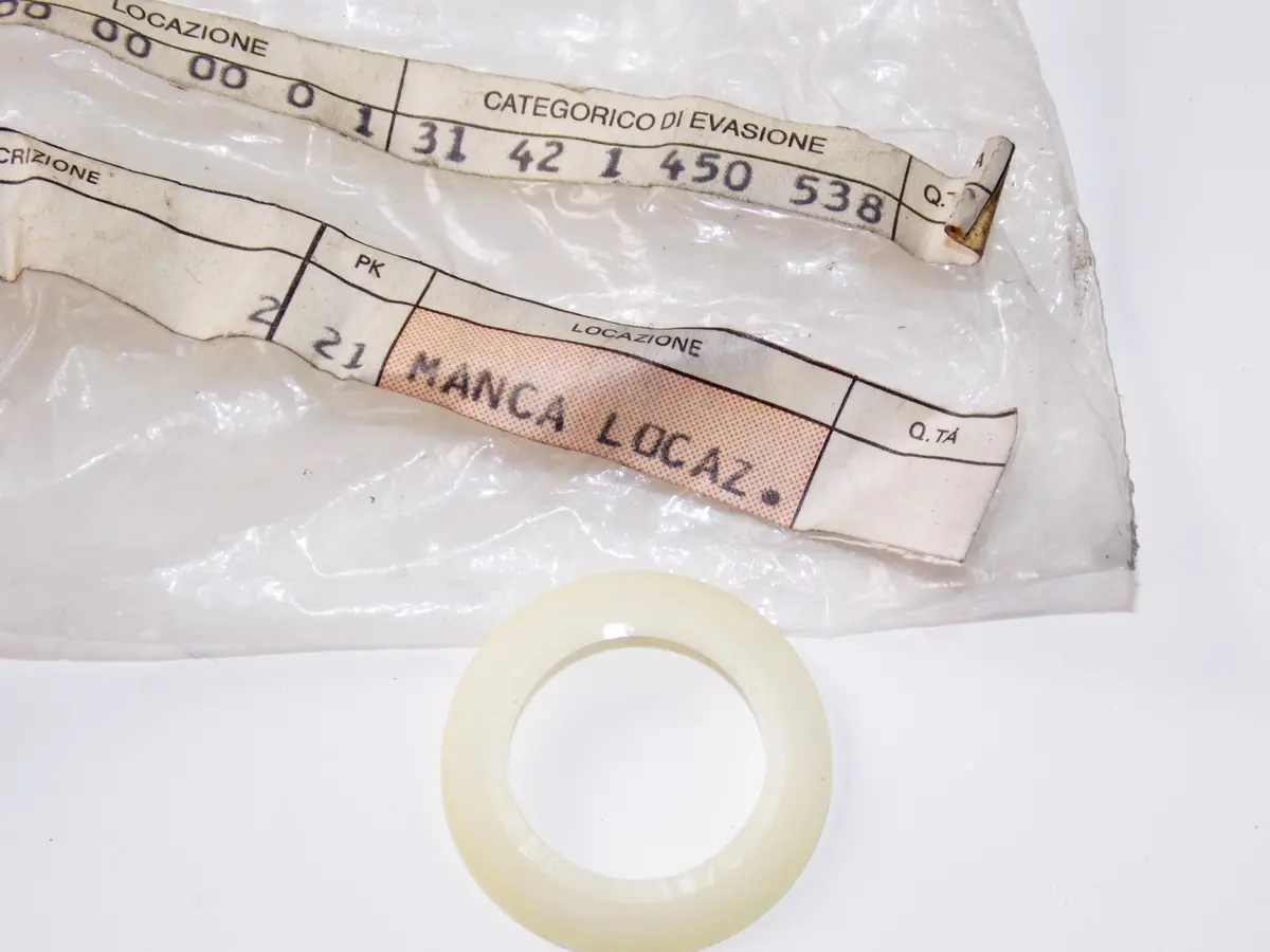 Nos Oem Bmw 84-91 K100 K100lt K100rs K100rt Valve Washer # 31421450538 1