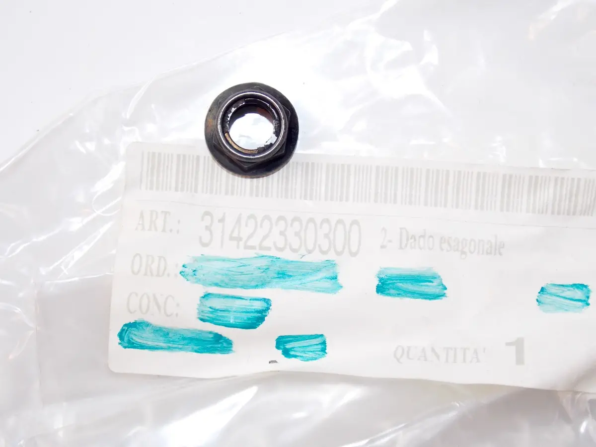 Nos Oem Bmw 94-13 K1200lt R1100gs/R/1150R/1200C/850R/900Rt Hex Nut # 31422330300 1