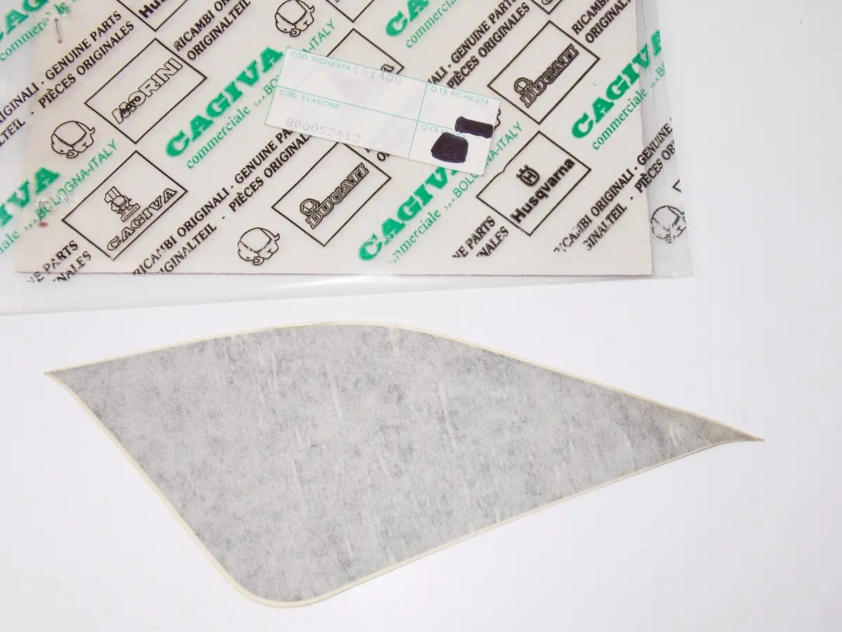 Nos Oem Cagiva 1987 Elefantre 125 Lh Side Panel Lower Sticker 800052412 1