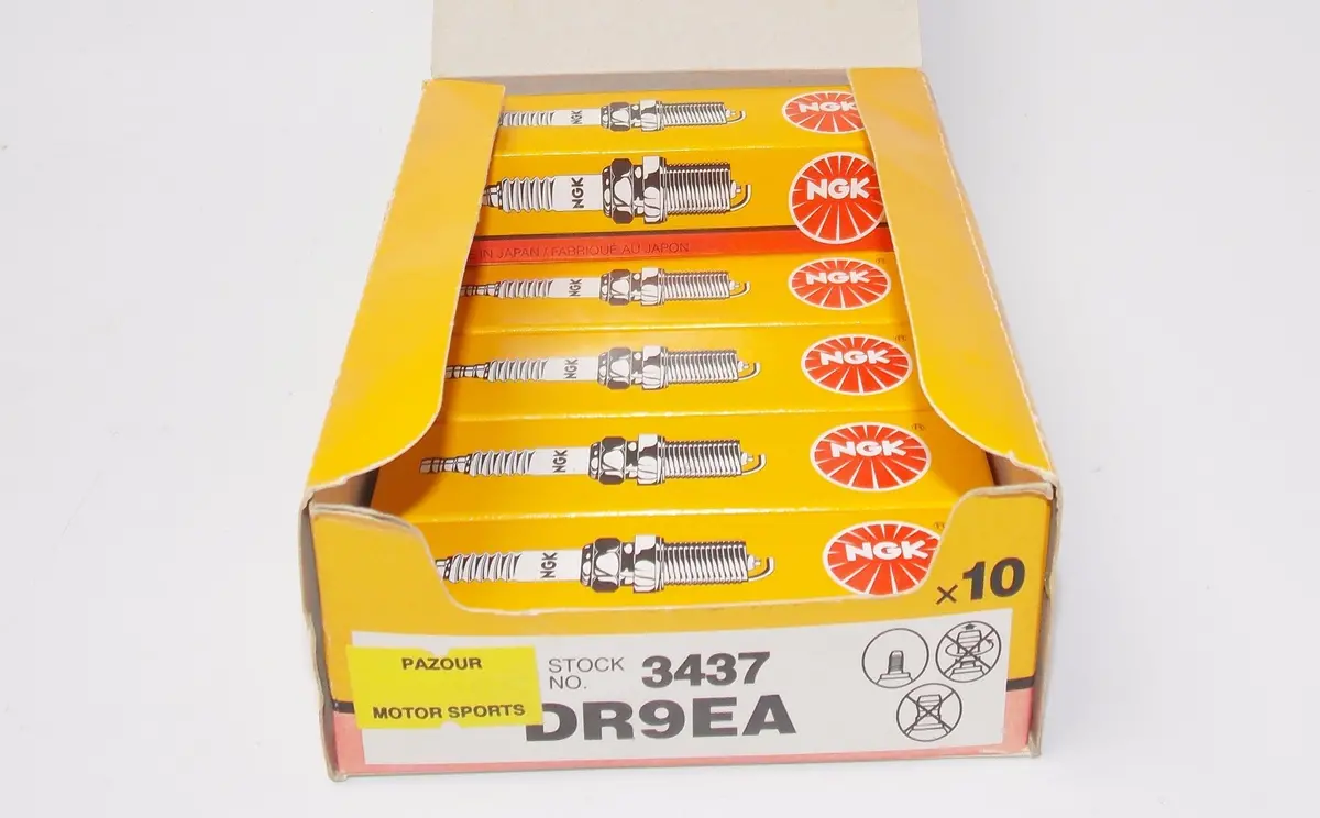 Nos Ngk 3437 Box Of 6 Spark Plug Kawasaki Ninja 500R Vulcan 500 Zephyr 550 Dr9ea 1