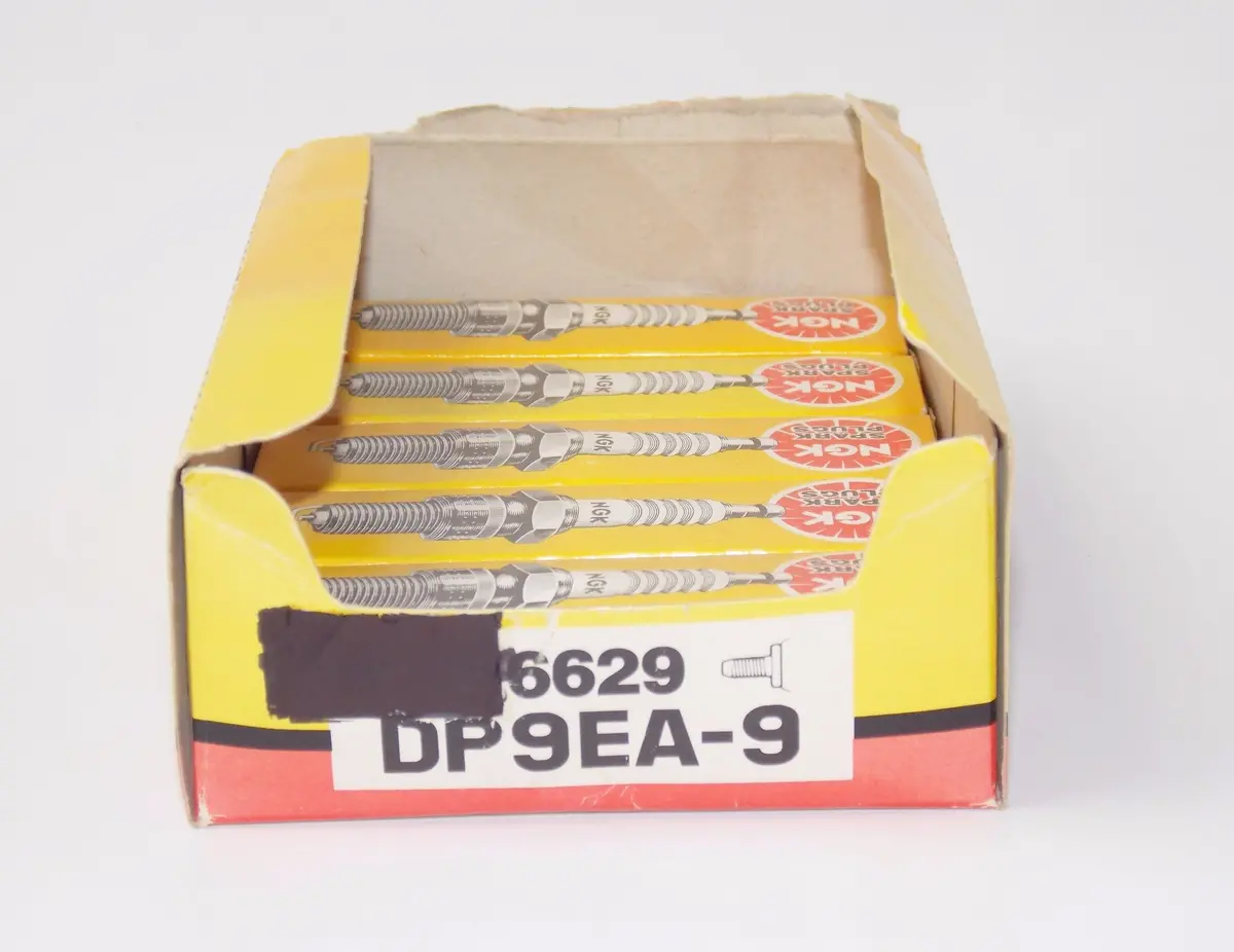 Nos Ngk 6629 Box Of 5 Spark Plug Suzuki Dr650s Kawasaki Kl250 Zx550a-Gpz Dp9ea-9 1