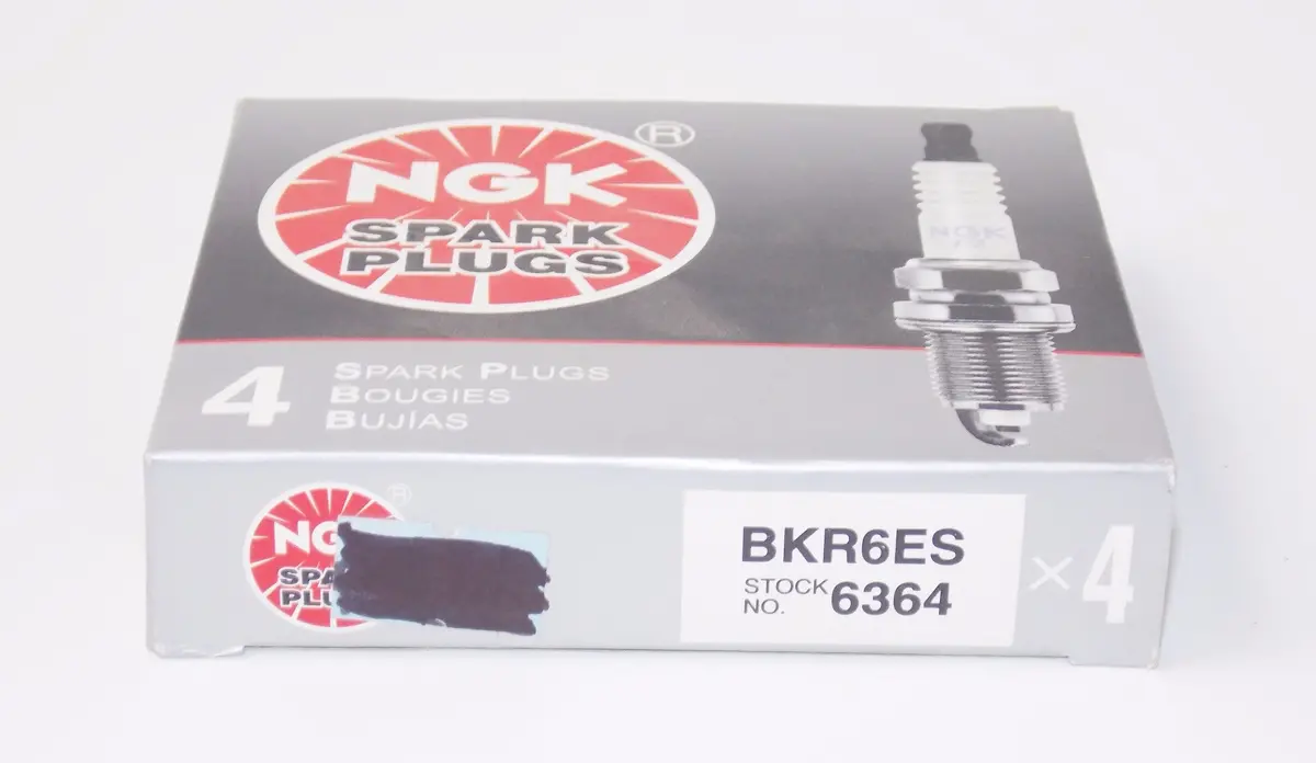 Nos Ngk 6364 Box Of 4 Spark Plug Polaris Bkr6es 1