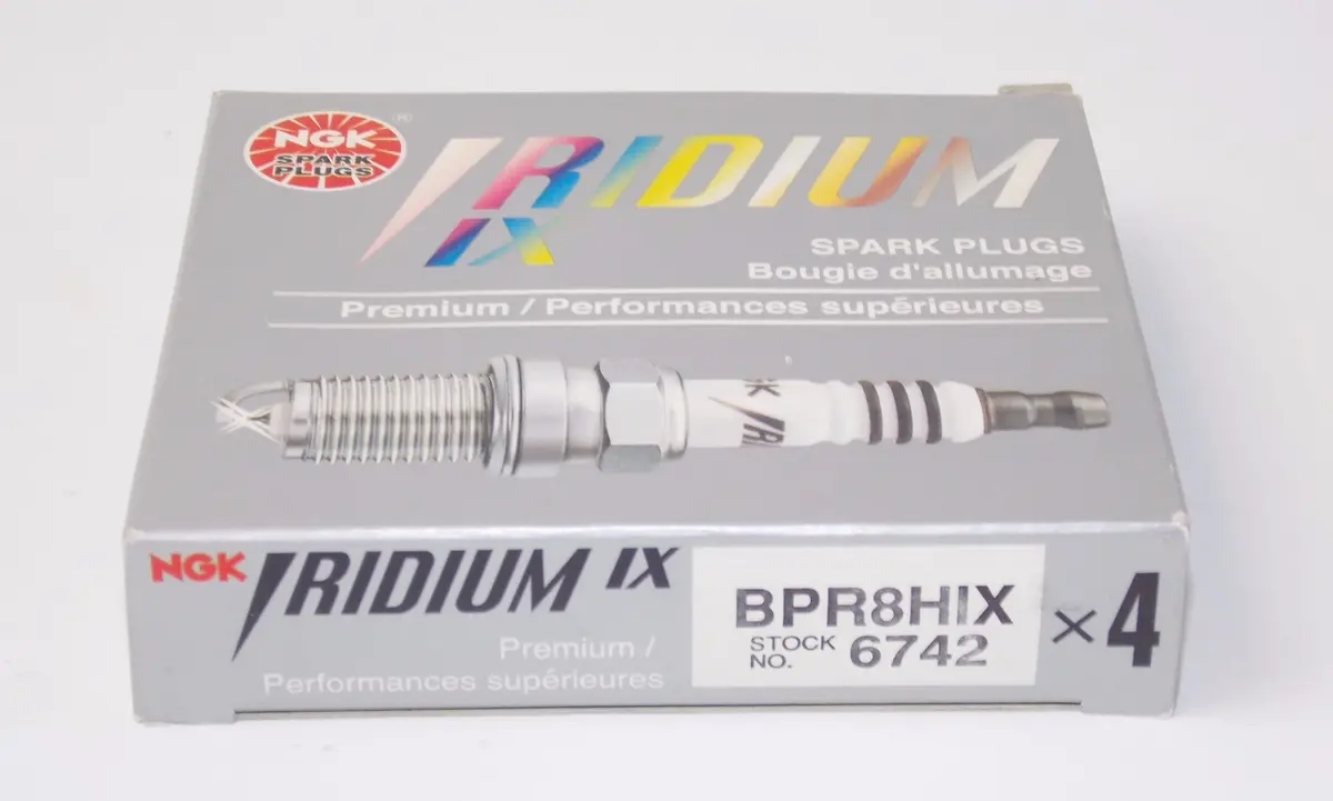 Nos Ngk Iridium Ix 6742 Box Of 4 Spark Plug Honda Yamaha Suzuki Kawasaki Bpr8hix 1