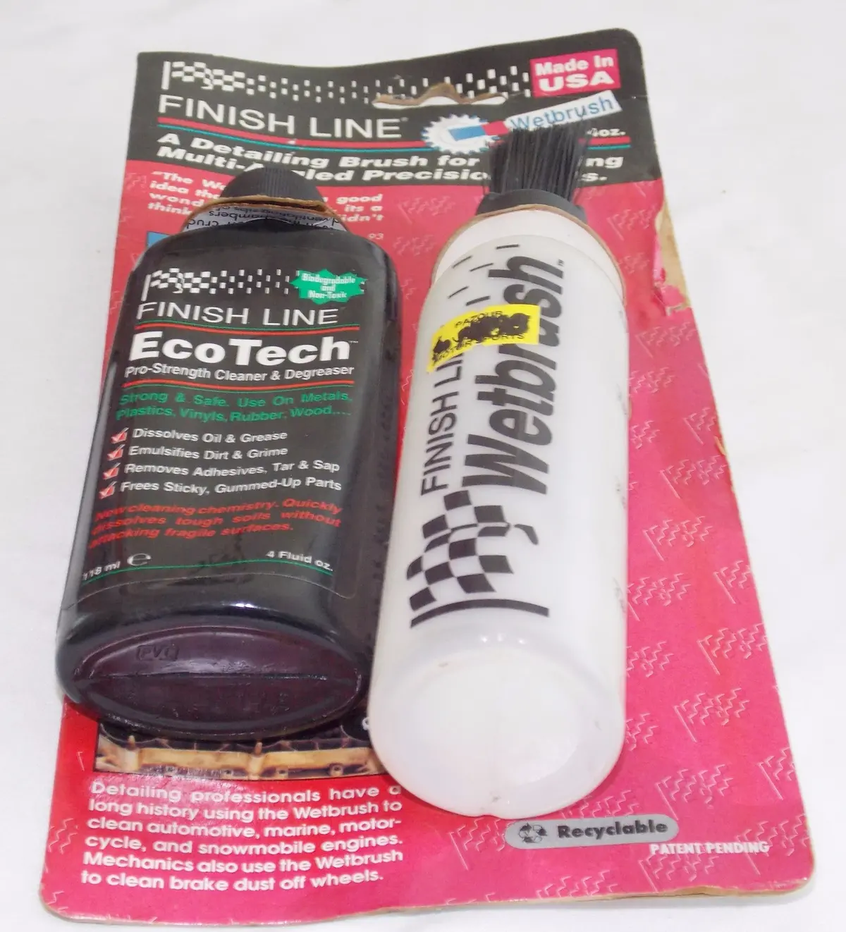 Finish Line Pro-Strength Cleaner & Degreaser 1.18 Ml 4 Fluid Oz. + Wetbrush 1