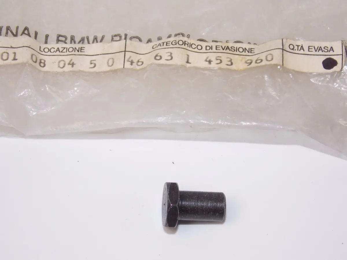 Nos Oem Bmw 84-97 K1/100/Lt/Rt K75 K1100 Windshield Mounting Cap Nut 46631453960 1